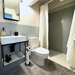 度假居 Le Petit Saint Antoine, Suedfrankreich Mit Privatem Pool, Garten, Design, Kamin, E-ladestation Bei Narbonne *