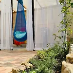度假居 Le Petit Saint Antoine, Suedfrankreich Mit Privatem Pool, Garten, Design, Kamin, E-ladestation Bei Narbonne *