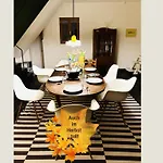 Le Petit Saint Antoine, Suedfrankreich Mit Privatem Pool, Garten, Design, Kamin, E-ladestation Bei Narbonne Bizanet